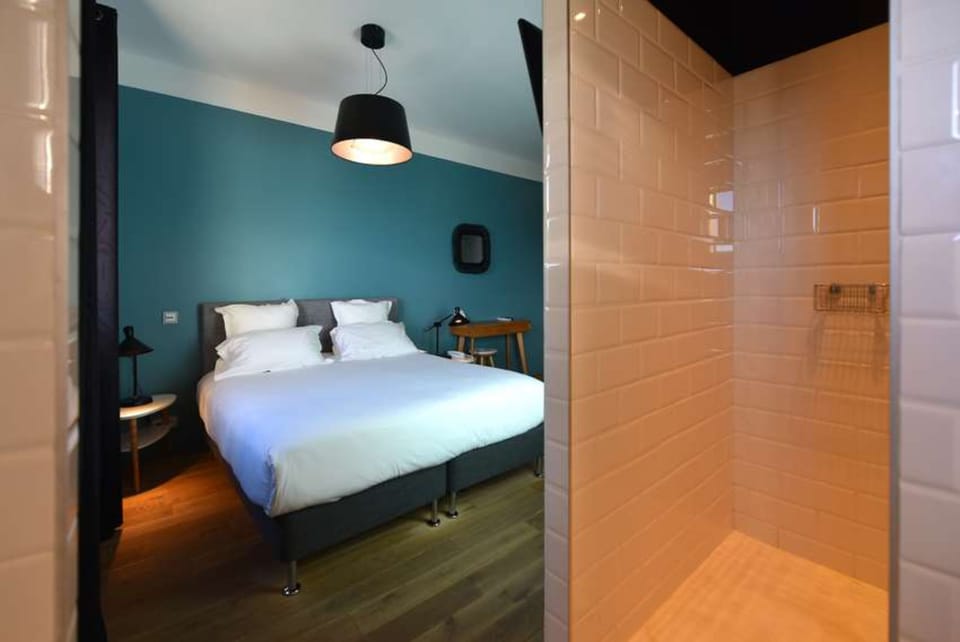 Superior Double Room | In-room safe, desk, soundproofing, rollaway beds (surcharge)