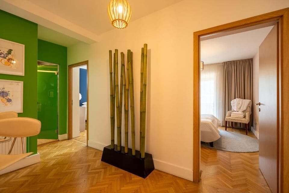 Deluxe Apartment (annex building) | Minibar, iron/ironing board, free WiFi, bed sheets