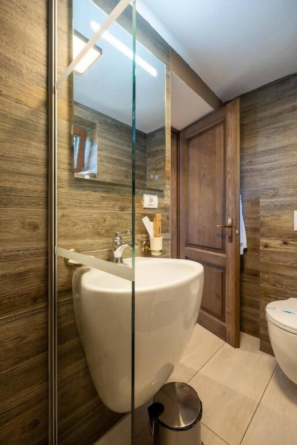 Comfort Studio | Minibar, iron/ironing board, free WiFi, bed sheets