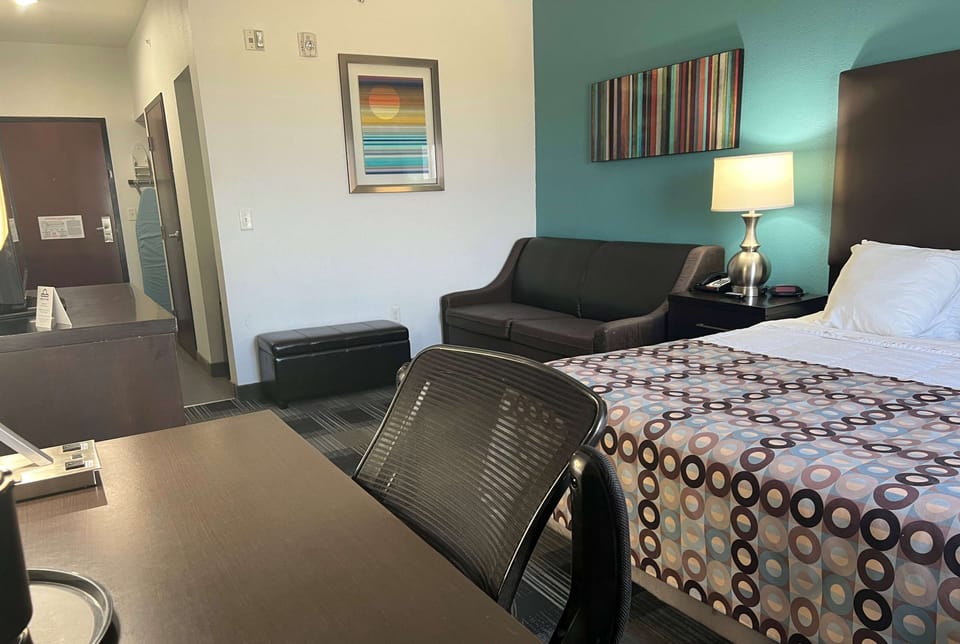 In-room safe, desk, laptop workspace, blackout drapes