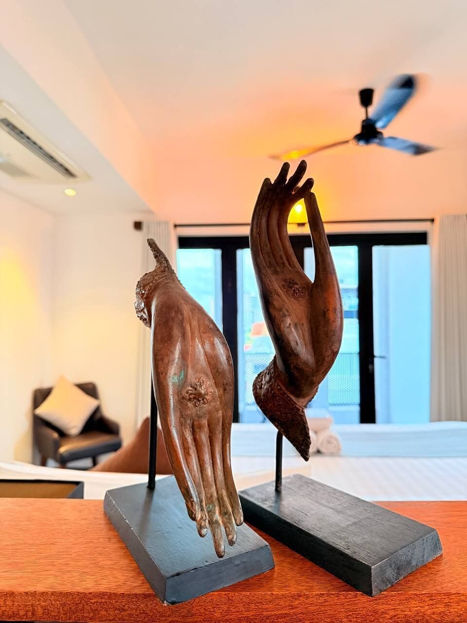 Aquarius Suite | Down comforters, memory foam beds, minibar, in-room safe