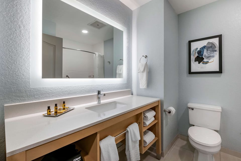 Hair dryer, towels
