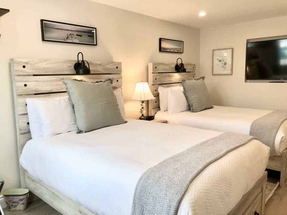 Deluxe 2 Double beds | Premium bedding, individually decorated, individually furnished