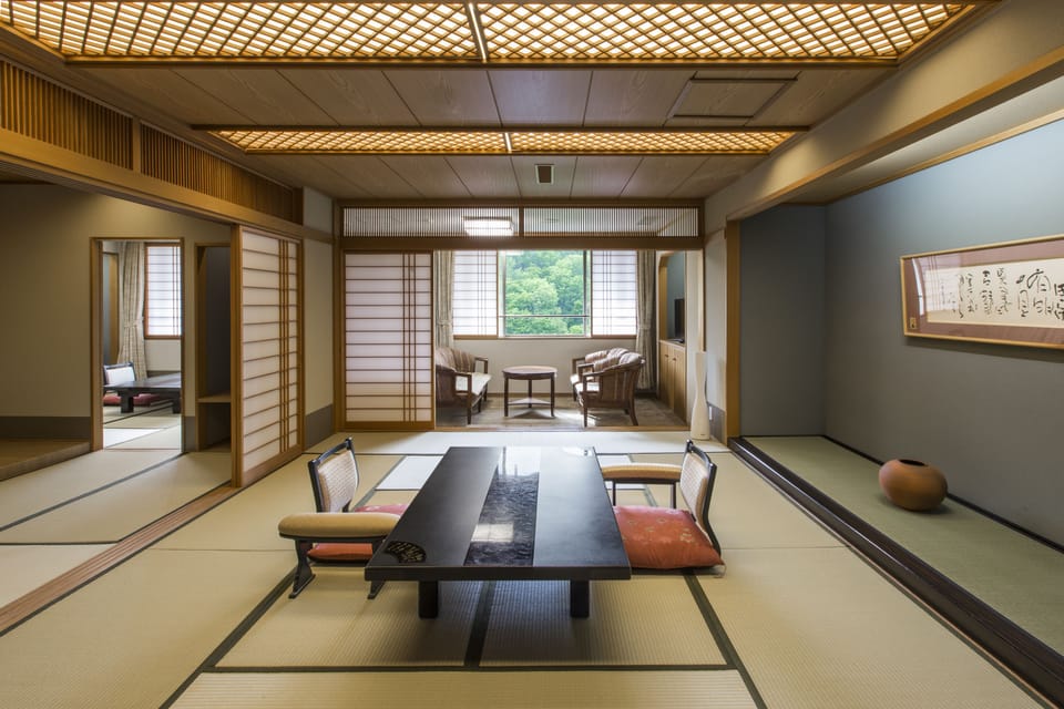 Special Room, Non Smoking | In-room safe, desk, blackout drapes, iron/ironing board