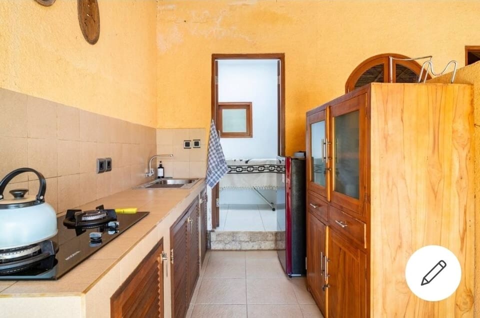Luxury Cottage, 1 Bedroom, Private Pool, Garden Area | Private kitchen | Coffee/tea maker, fridge, stovetop, toaster