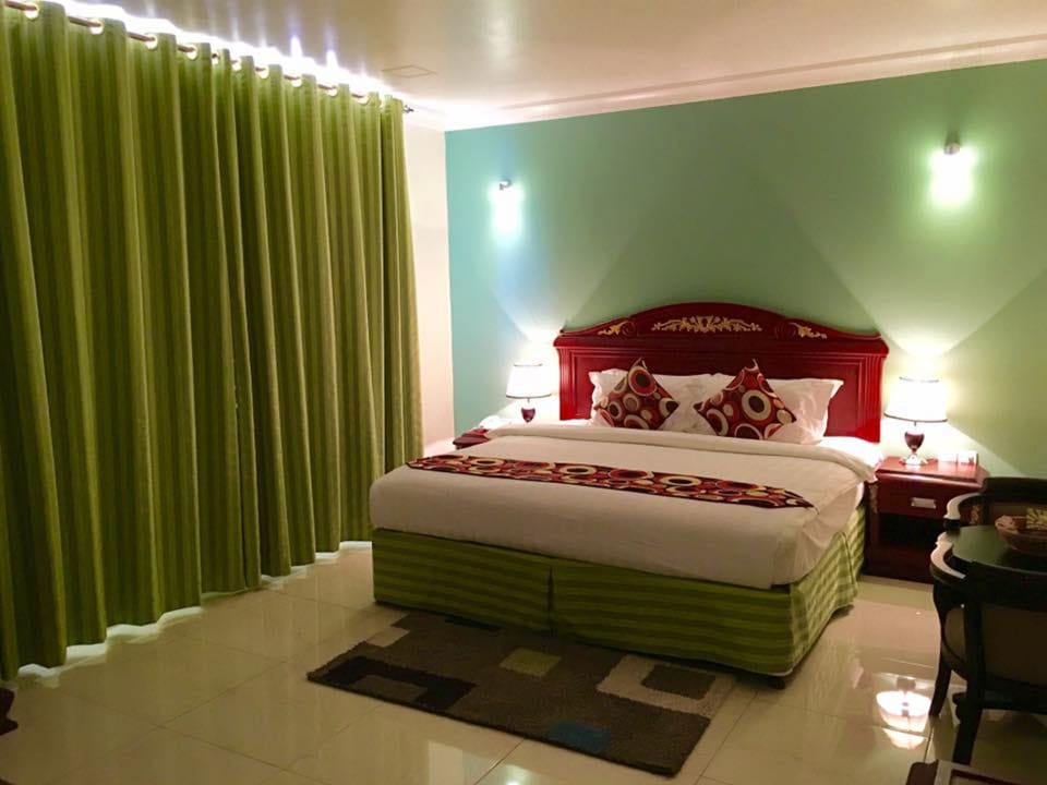 Standard Double Room | Premium bedding, minibar, in-room safe, desk