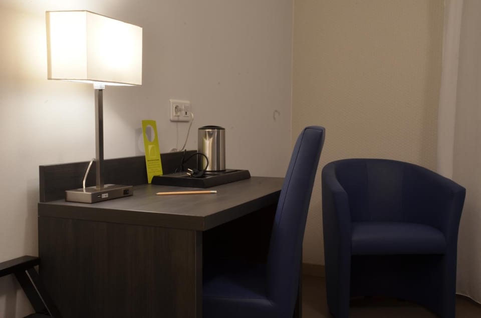 In-room safe, desk, soundproofing, iron/ironing board