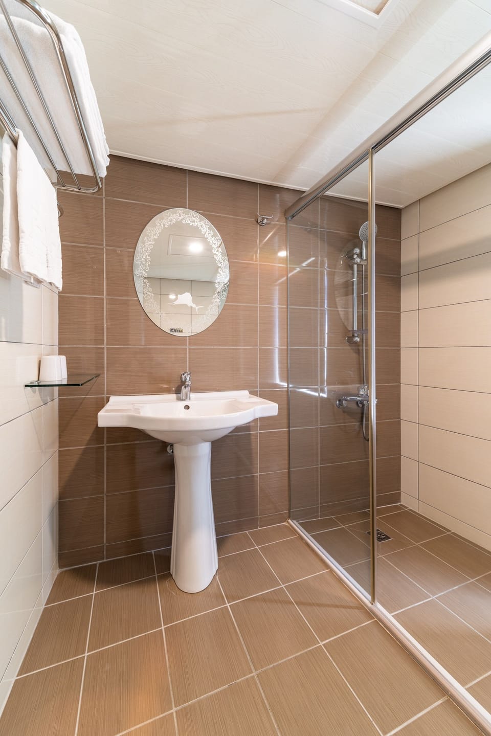Shower, rainfall showerhead, hair dryer, slippers