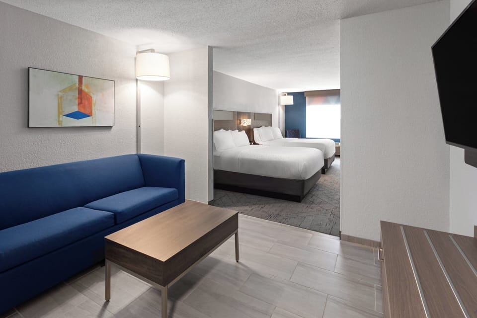 In-room safe, desk, iron/ironing board, free cribs/infant beds