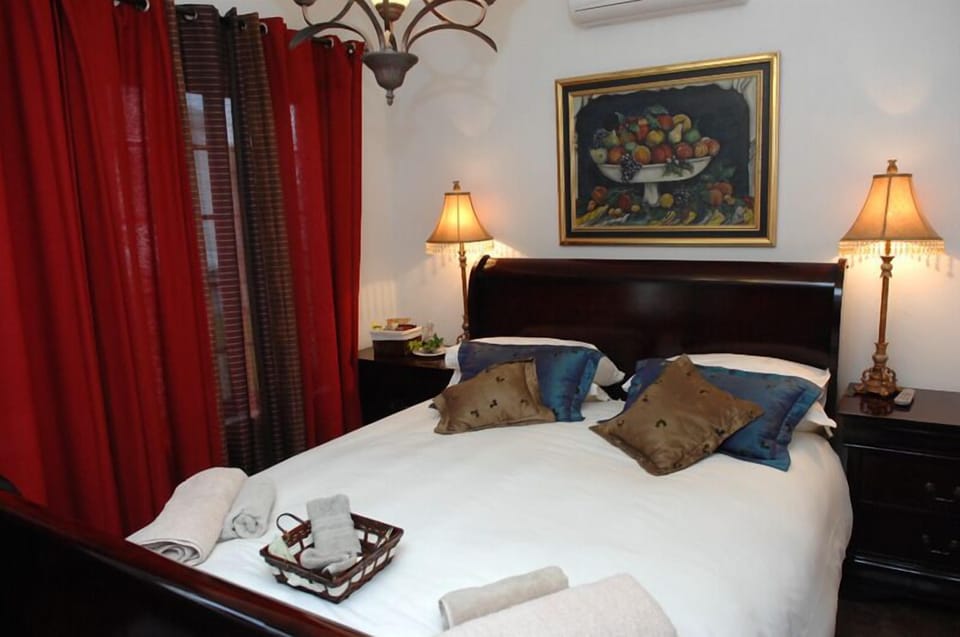 Double Rooms Lux (2) | Minibar, in-room safe, WiFi (free)