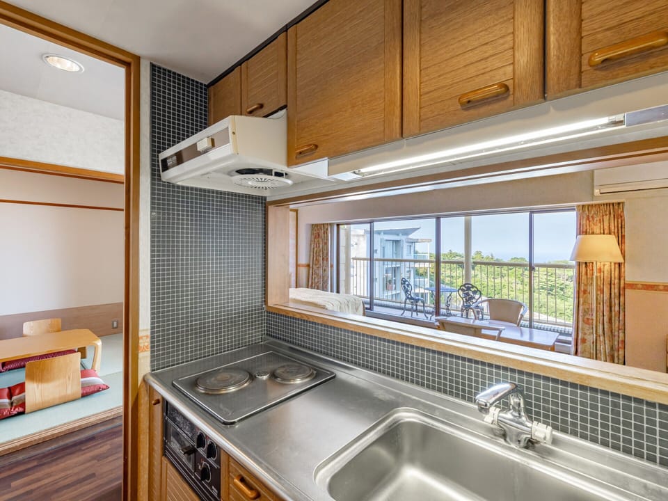 Dog Friendly Room Deluxe Japanese-Western-Style (Non-smoking) | Private kitchen | Fridge, microwave, stovetop, rice cooker