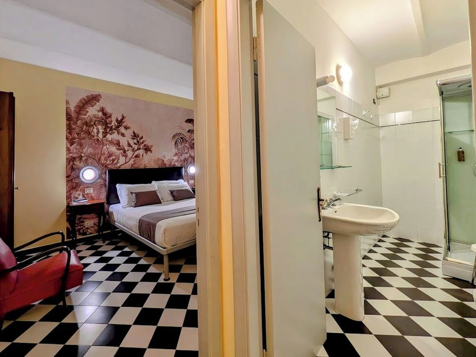 Standard Triple Room | Premium bedding, pillowtop beds, in-room safe, desk