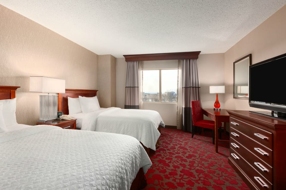 1 bedroom, premium bedding, down comforters, pillowtop beds
