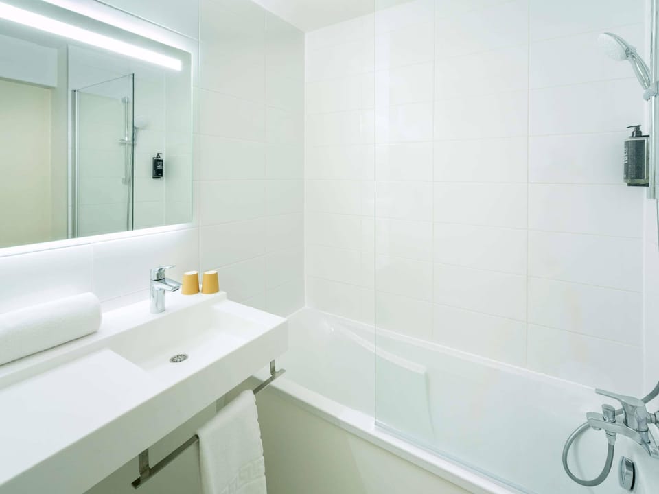 Desk, laptop workspace, blackout drapes, soundproofing