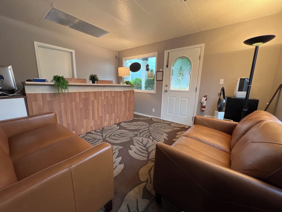 Concierge desk