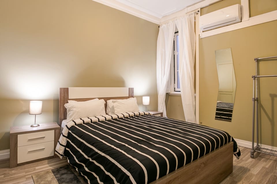 In-room safe, iron/ironing board, free WiFi, bed sheets