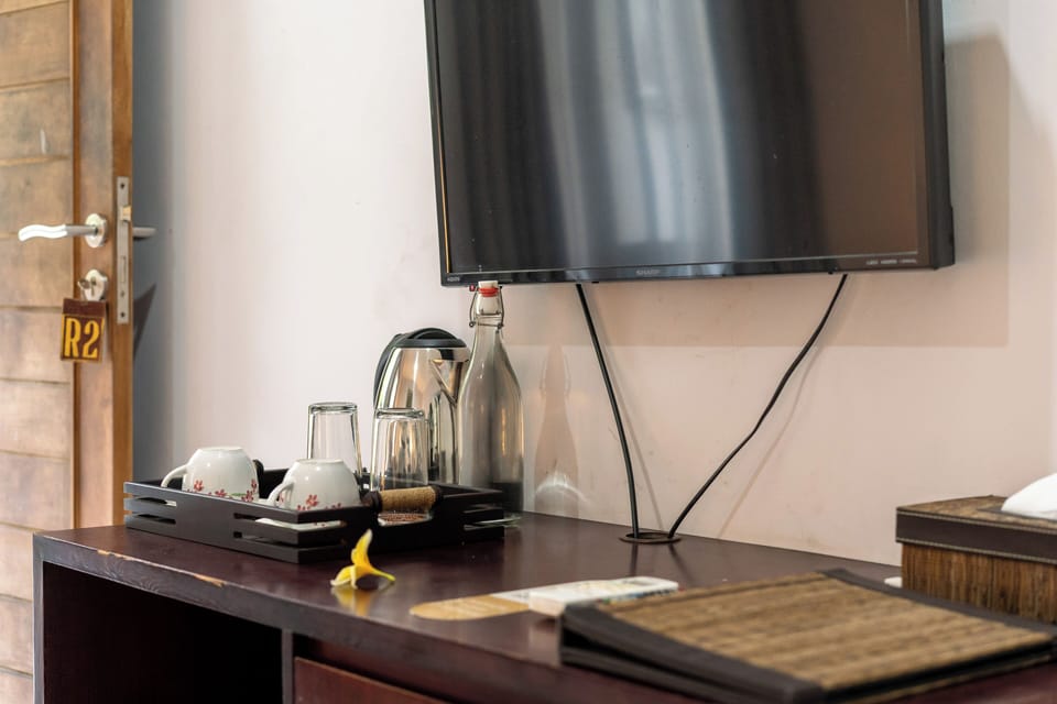 In-room safe, desk, free WiFi, bed sheets