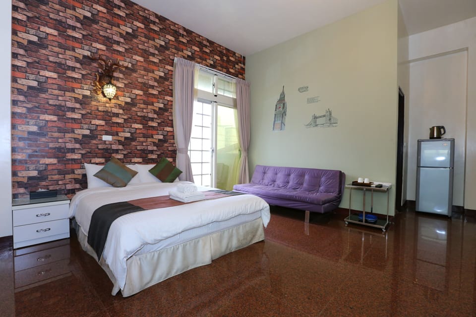 Double Room | Individually furnished, free WiFi, bed sheets