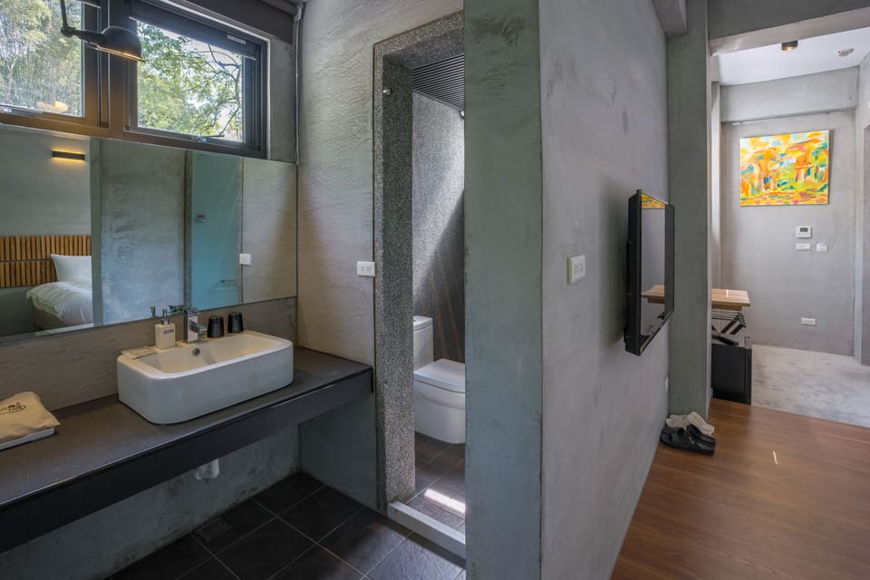 Double Room, 1 Queen Bed, Non Smoking, Mountain View | Bathroom | Separate tub and shower, spring water tub, free toiletries, hair dryer