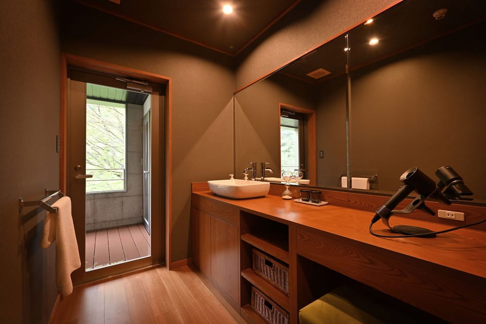 KEYAKI, Japanese Deluxe Room with Open-air bath, River View | Down comforters, in-room safe, WiFi (free), bed sheets