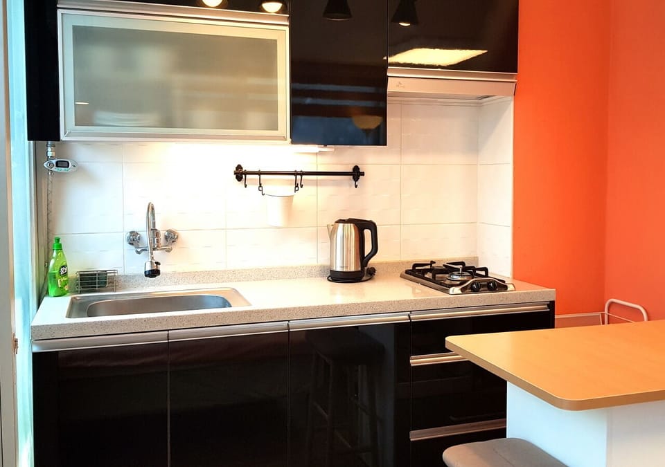 Luxury Twin Room, 2 Bedrooms | Private kitchen | Fridge