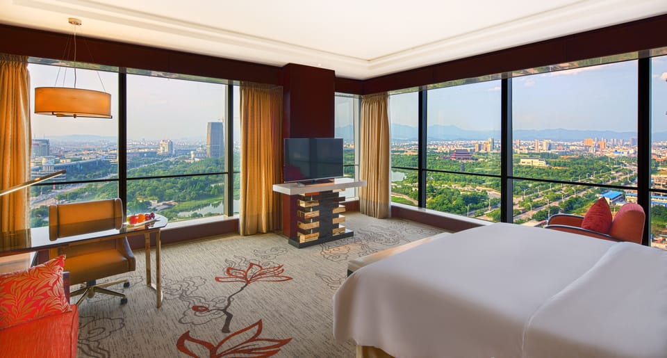 Premium bedding, minibar, in-room safe, desk