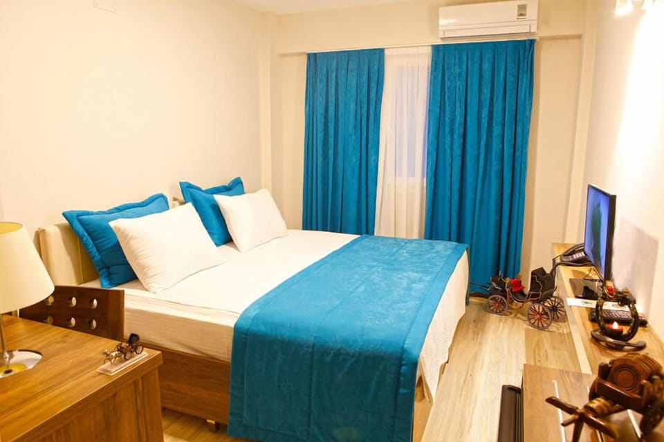 Minibar, in-room safe, desk, soundproofing