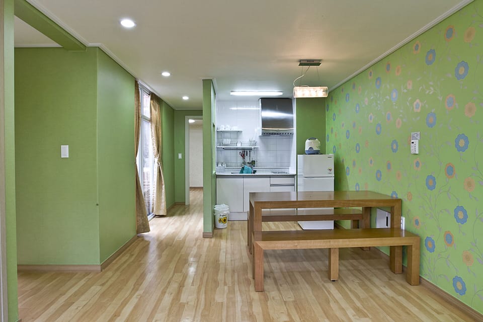 White Family Room | Private kitchen | Full-size fridge, stovetop, rice cooker, cookware/dishes/utensils