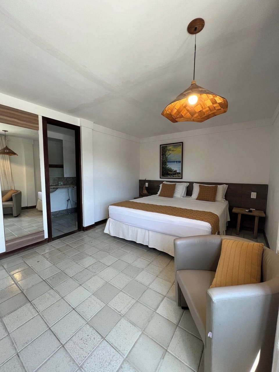 Standard Room | Minibar, in-room safe, cribs/infant beds, rollaway beds