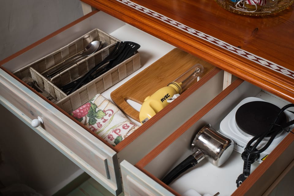Fridge, microwave, coffee/tea maker, electric kettle