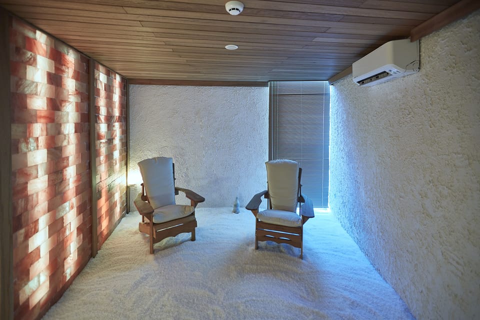 Sauna, hot tub, steam room, hot springs, Turkish bath, mud baths