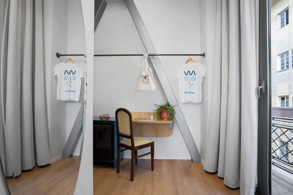 Executive Room | Premium bedding, minibar, in-room safe, blackout drapes