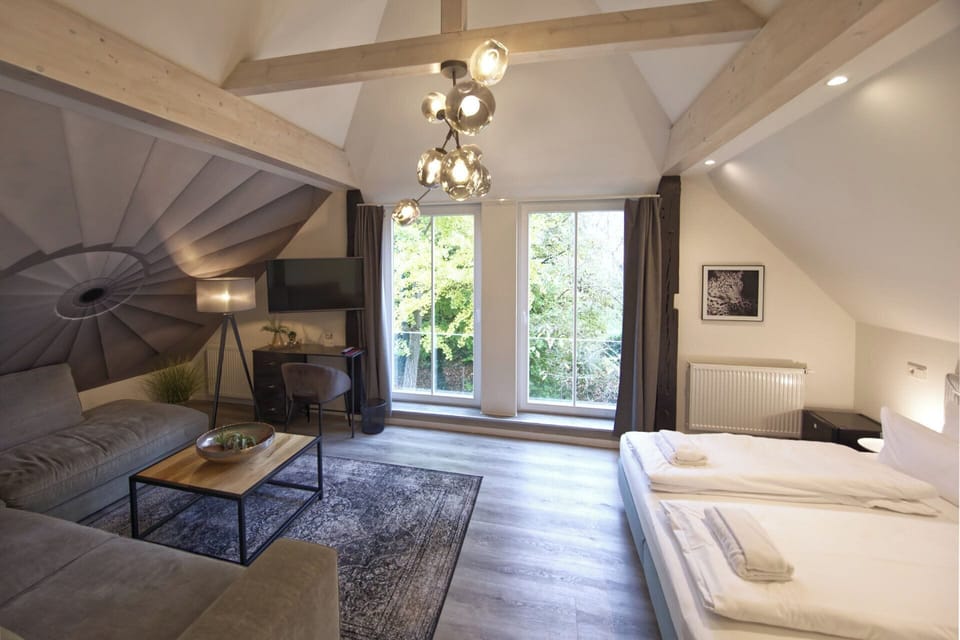 Superior Double Room | Pillowtop beds, desk, blackout drapes, free WiFi