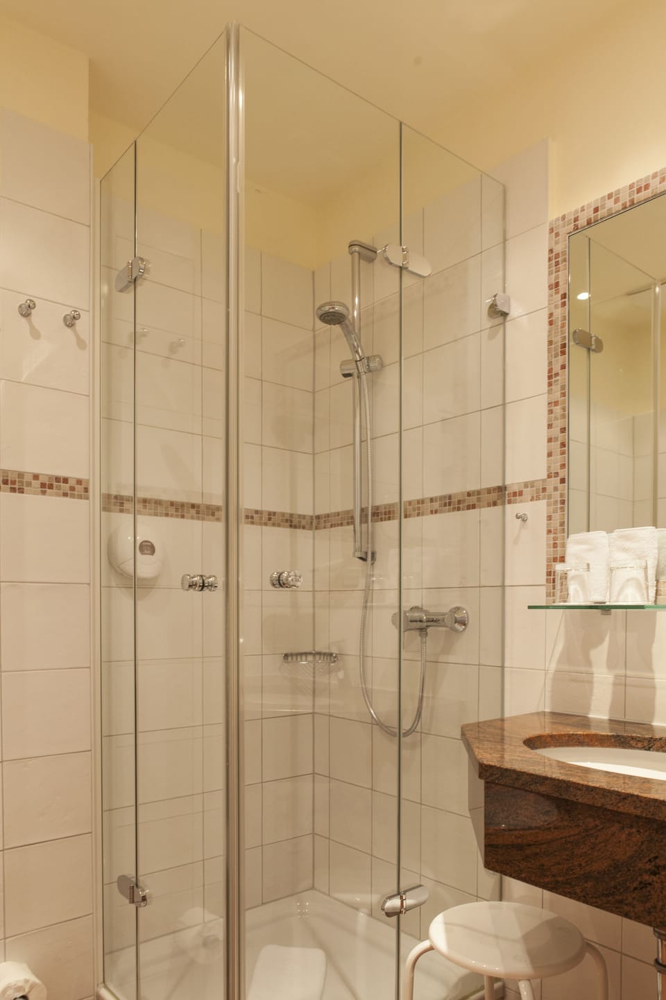 Comfort Single Room | Bathroom | Free toiletries, hair dryer, towels