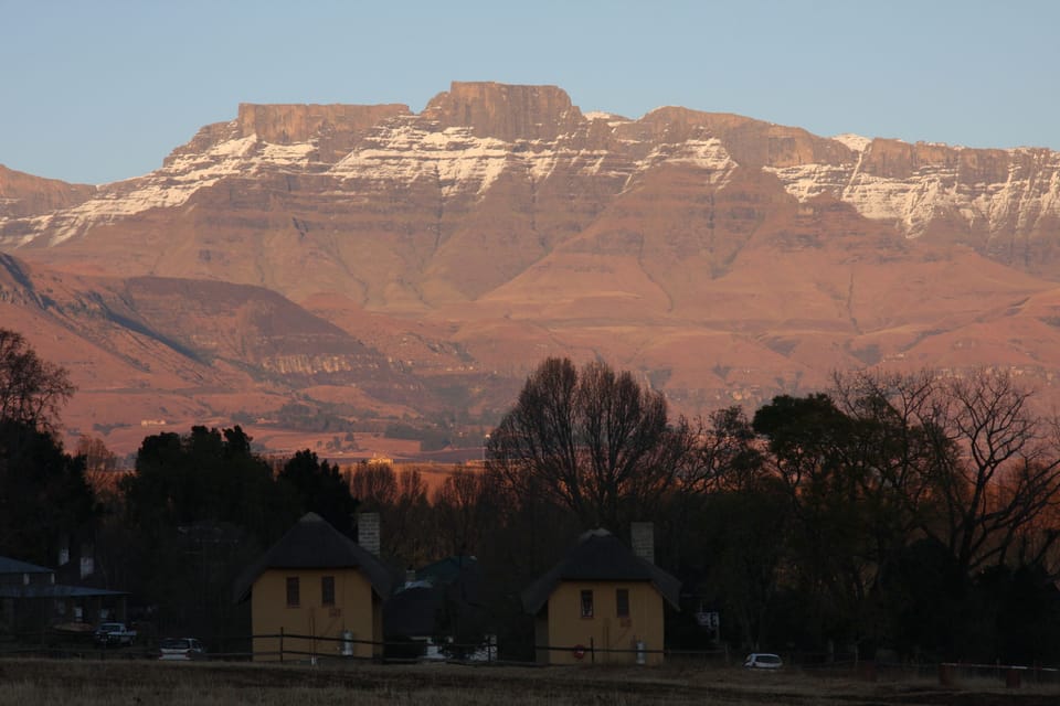 Thatched 3 Bedrm Mountain facing Chalet (1) | View from room