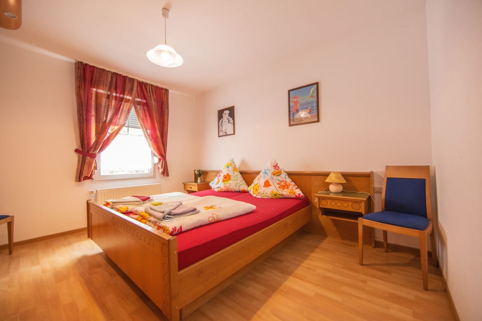 Standard Double Room, 1 Double Bed, Private Bathroom | Desk, free WiFi