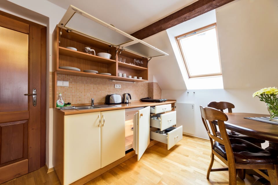 Private kitchenette