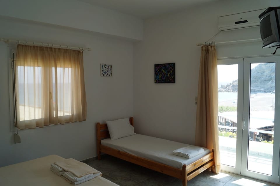 Studio, Sea View (For 3) | Soundproofing, free WiFi