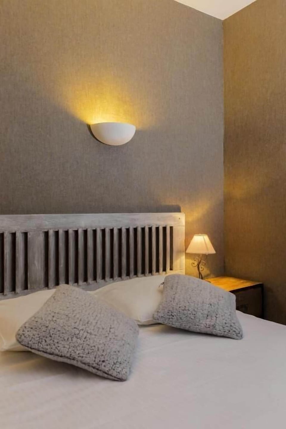 Comfort Quadruple Room | Individually decorated, individually furnished, desk, soundproofing