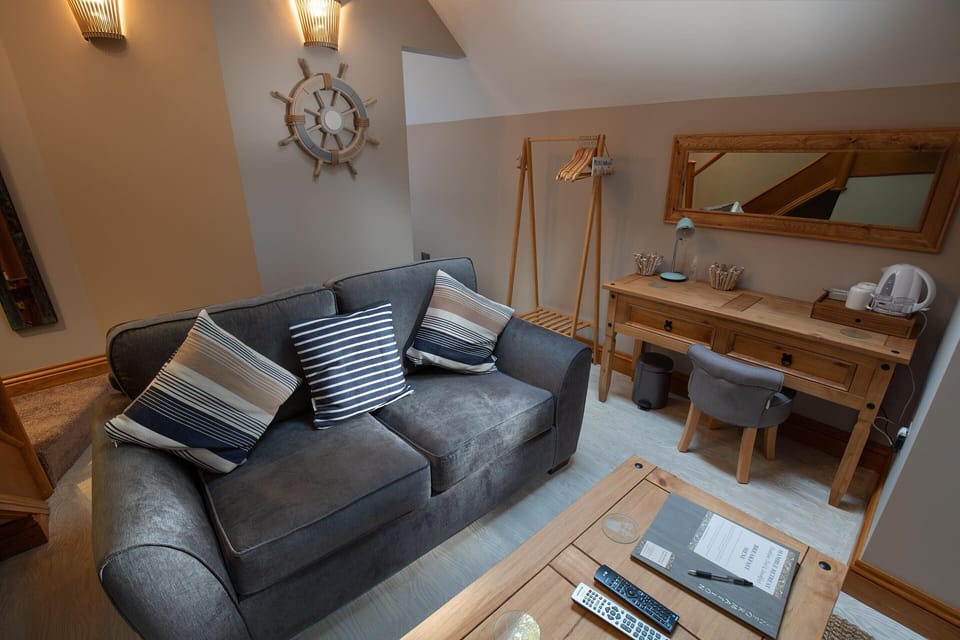 Hamble Retreat House and Luxury Studios Bed and Breakfast in Fareham District