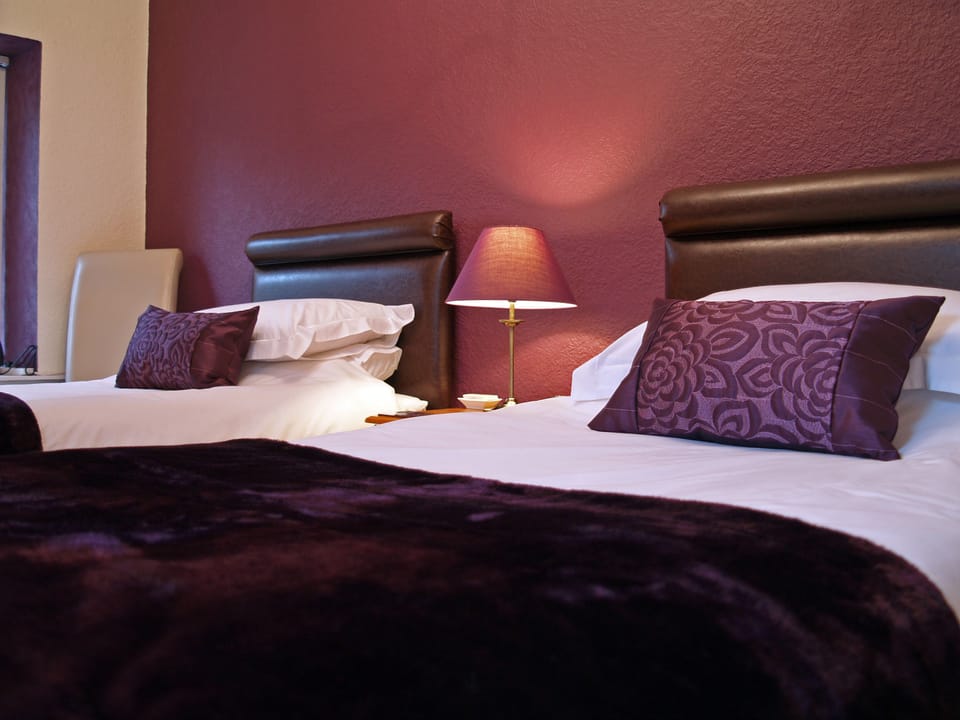 Individually decorated, individually furnished, free WiFi