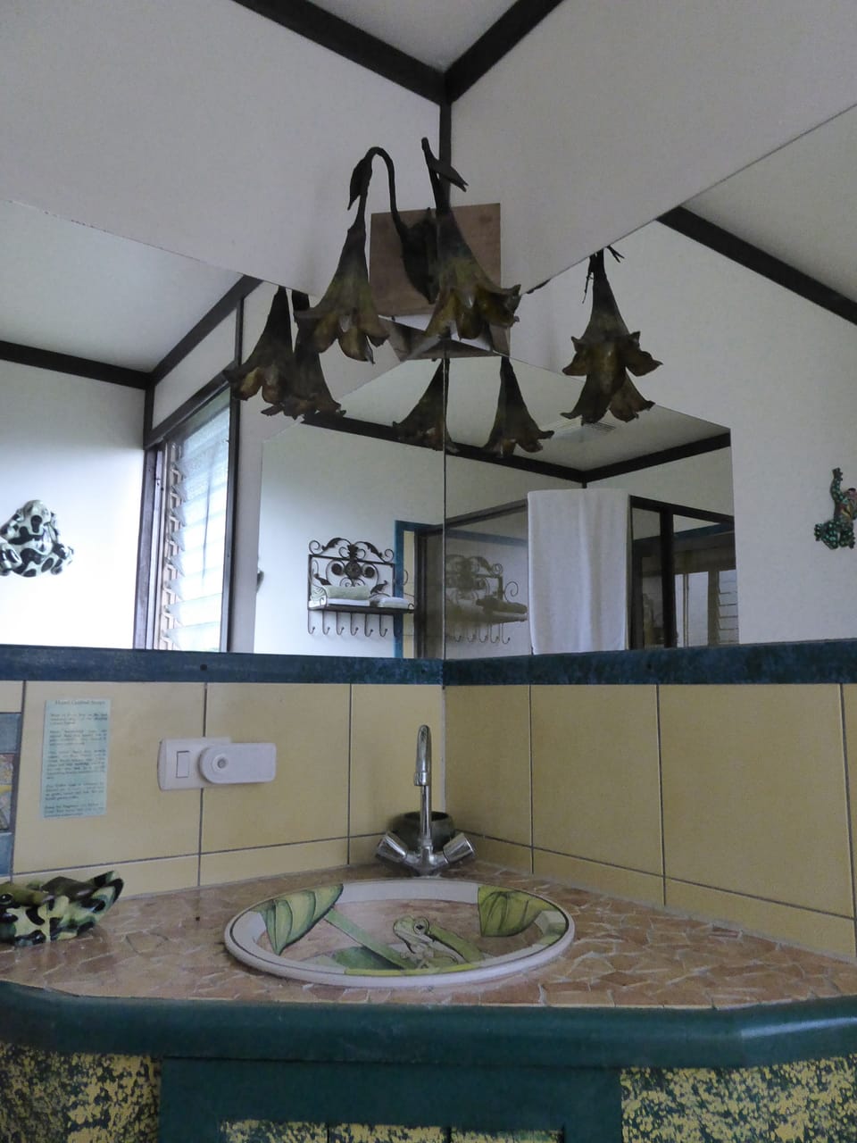 Room, 1 King Bed, Balcony (Frog Room) | Bathroom sink