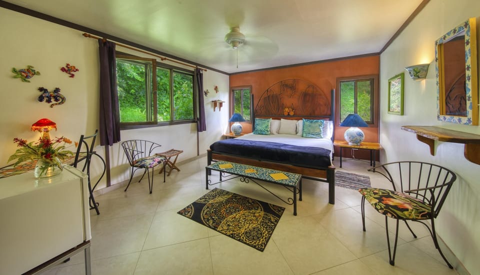 Room, Garden View (Turtle Room) | Premium bedding, desk, free WiFi, bed sheets