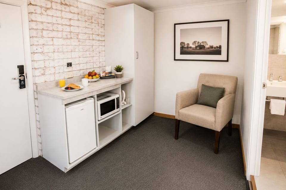 Accessible Room | Private kitchen | Microwave, toaster, highchair, cookware/dishes/utensils