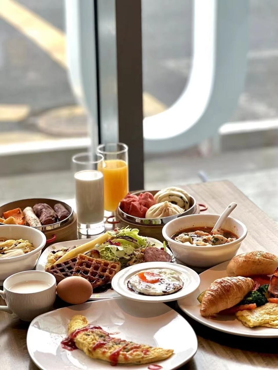 Daily buffet breakfast for a fee
