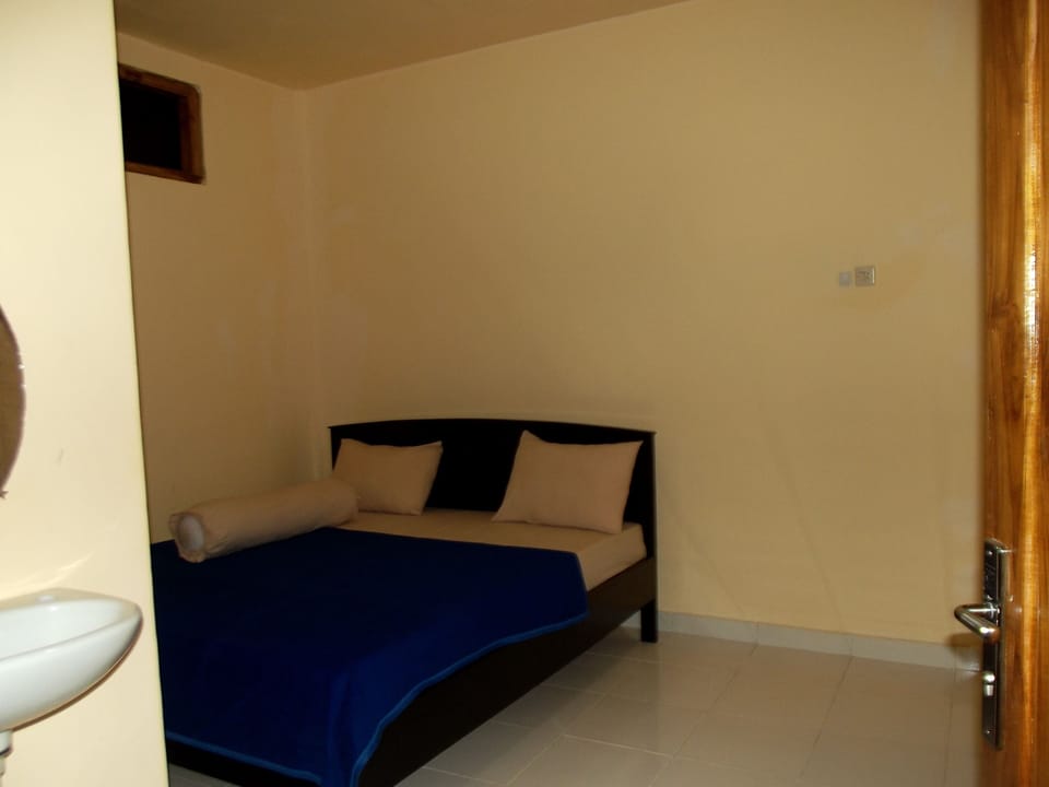 Superior Room with AC  | Desk, WiFi (free)