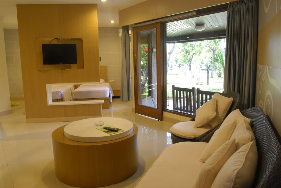 Deluxe Double or Twin Room (Upper Floor) | View from room
