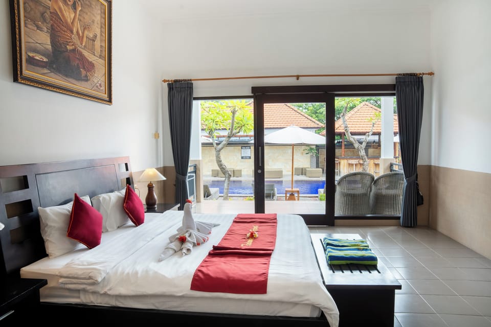 Deluxe Double Room | Minibar, in-room safe, desk, free WiFi