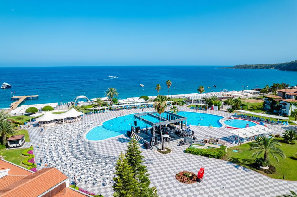 Seasonal outdoor pool, open 9:00 AM to 8:00 PM, free cabanas