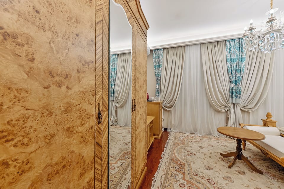 Superior Double Room | In-room safe, desk, soundproofing, iron/ironing board (on request)